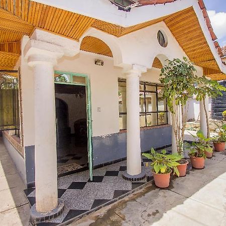 Nairobi Airport Rest House Hotell Eksteriør bilde